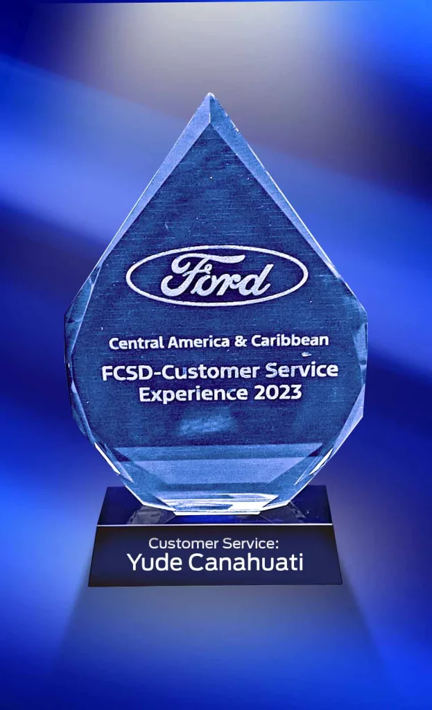 Premio en la Experiencia de Servicio al Cliente 2023.